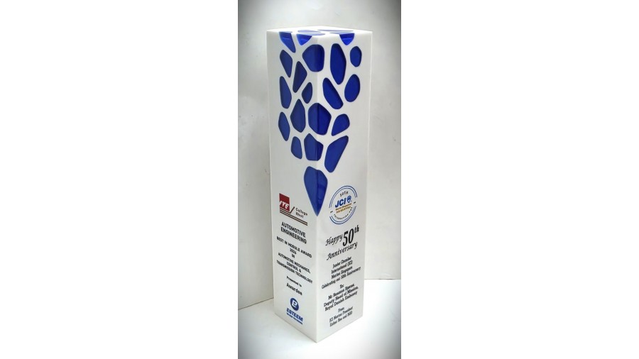 R01-Contemporary Resin Trophy