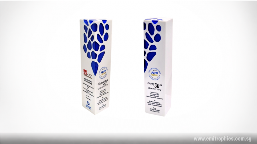 R01-Contemporary Resin Trophy